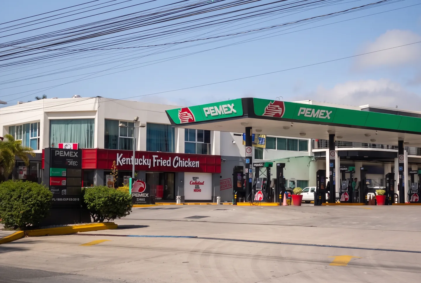 Estación San Luis Poniente